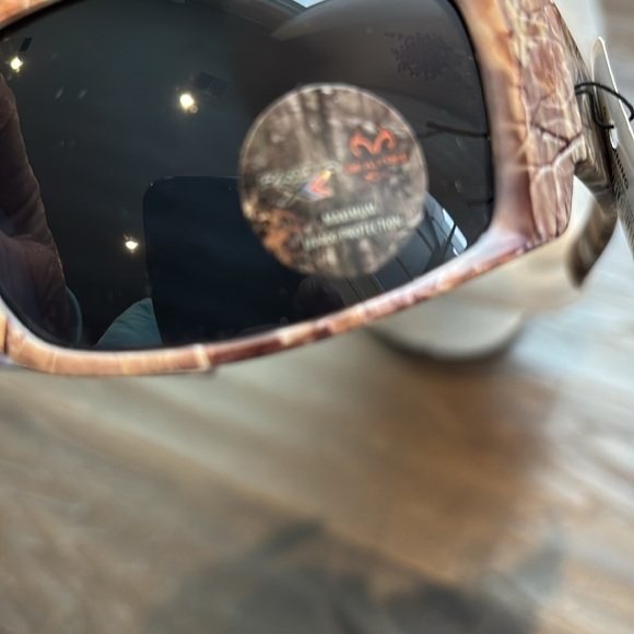 Realtree Racer-X maximum protection UV400, camo, full frame sunglasses - Picture 5 of 7